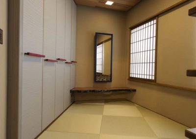 Side view of Japanese style room renovation